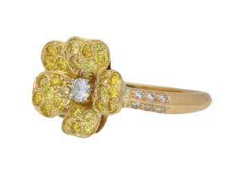 Fancy diamond flower ring Oscar Heyman berganza hatton garden
