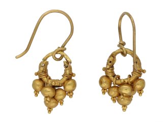 ancient gold earrings berganza hatton garden
