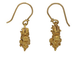 ancient gold earrings berganza hatton garden