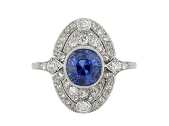 Boucheron sapphire and diamond cluster ring, French hatton gardenBoucheron sapphire and diamond cluster ring, French hatton garden