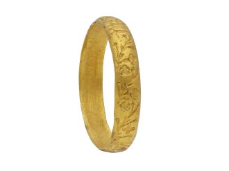 Gold Posy ring '+ en bon an'  berganza hatton garden