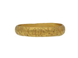 Gold Posy ring '+ en bon an'  berganza hatton garden