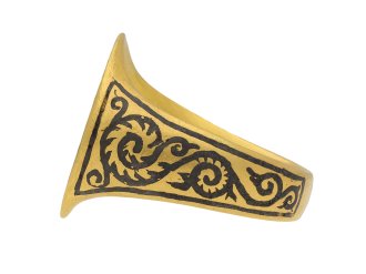 Post Medieval gold fleur de lis signet ring hatton garden